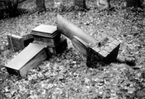 Zerstörung 1970 3 300 200 stadt