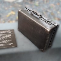 Deportationsdenkmal Bischof Korumhaus Trier mb 200