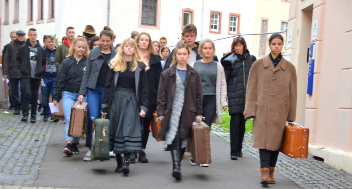 Grenzenlos Weg zum Bahnhof1 wb 1200