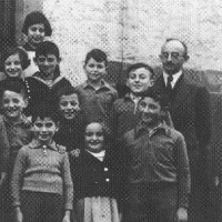 Schulklasse4 200 200b